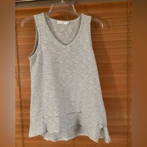 Mododoc M Striped V Neck Sleeveless Shirt Tank Top Black White